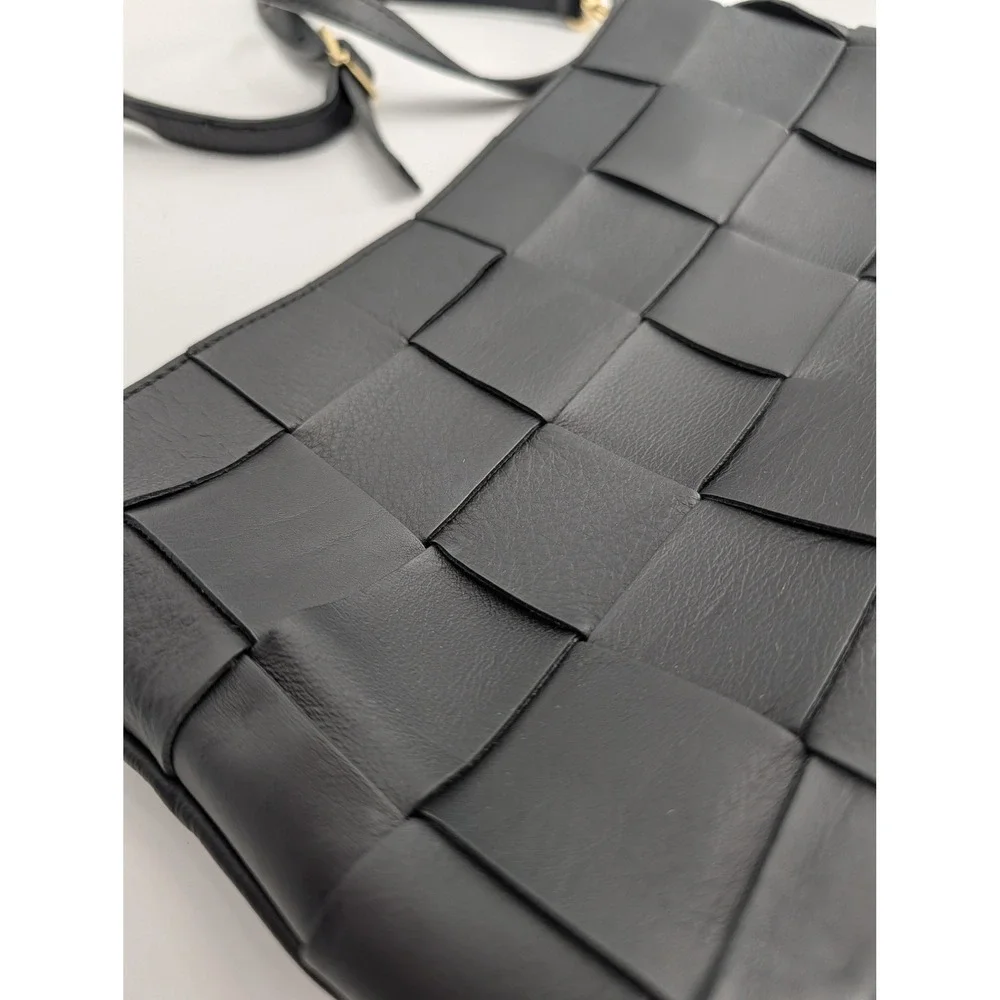 Anna Paola Black Woven Leather Crossbody Bag Made in Italy Gold Hardware